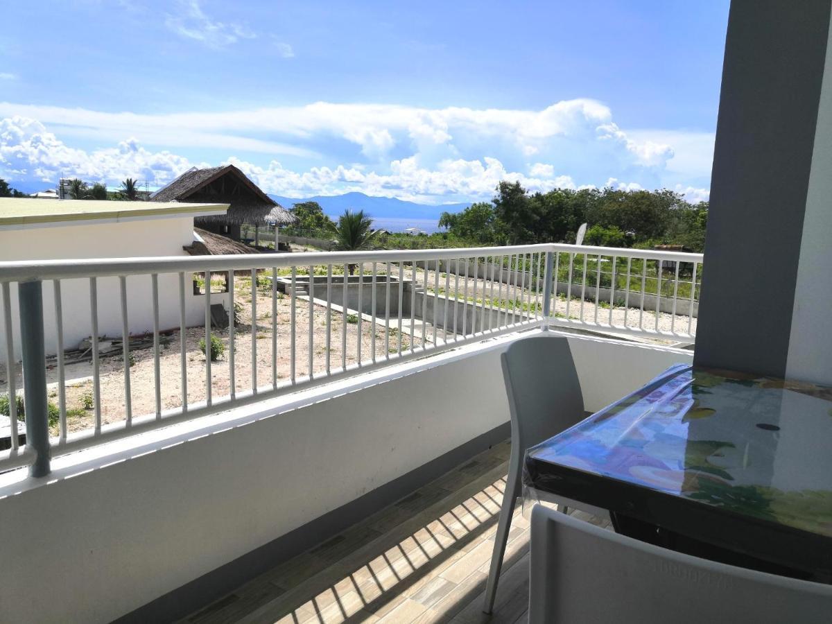 Beyond Island Otel Moalboal Dış mekan fotoğraf