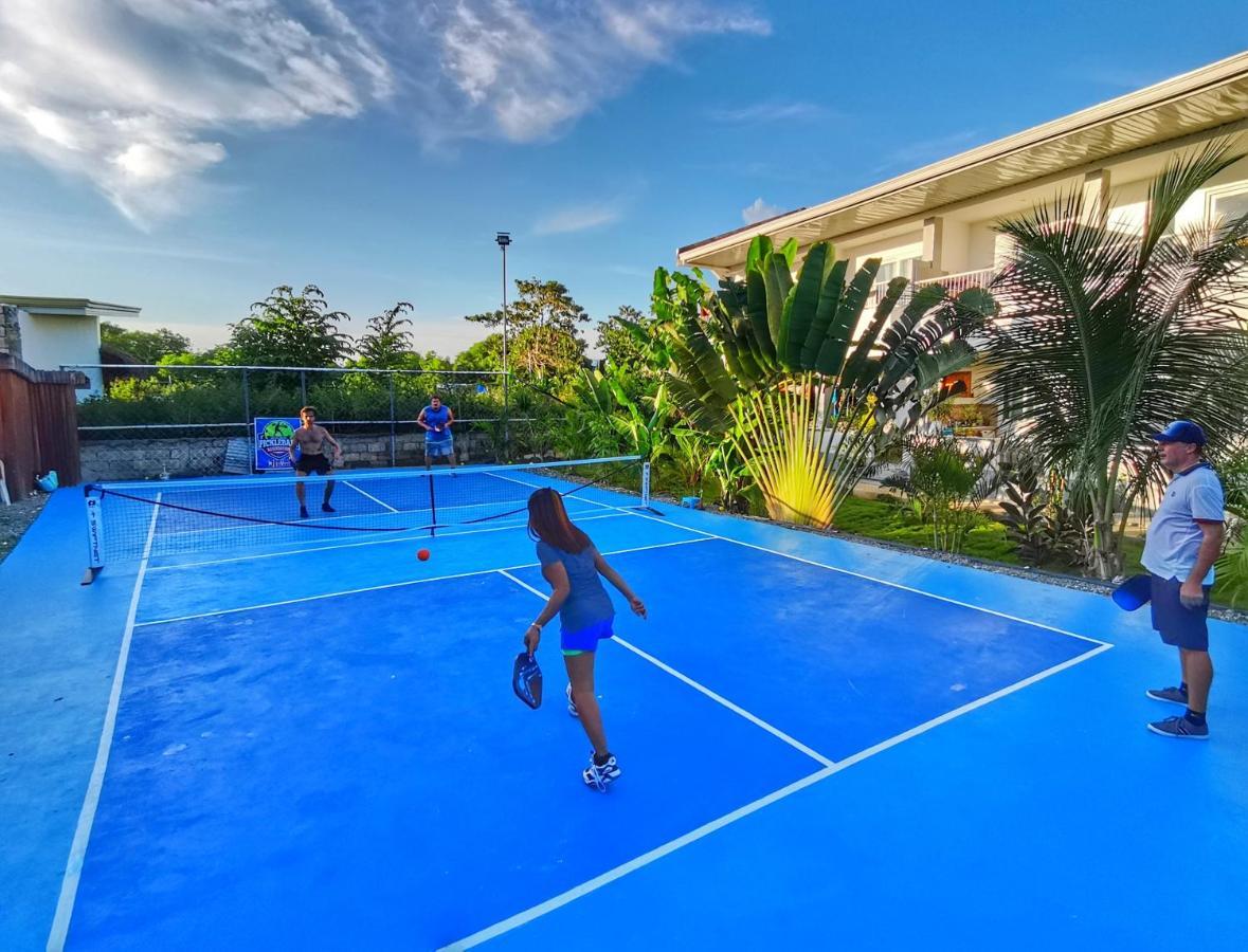 Beyond Island Otel Moalboal Dış mekan fotoğraf